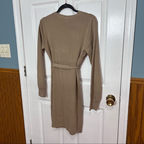NWT IJOAH Tan Long Sleeve V Neck Knitted Belted Wrap Dress Size L - Picture 5 of 7